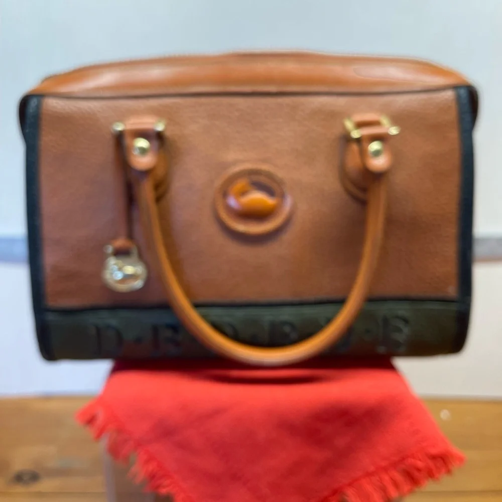 RARE Dooney & Bourke Tan Forest Green All Weather Leather Satchel Hand Bag Purse